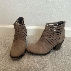 Super Comfortable Taupe Booties